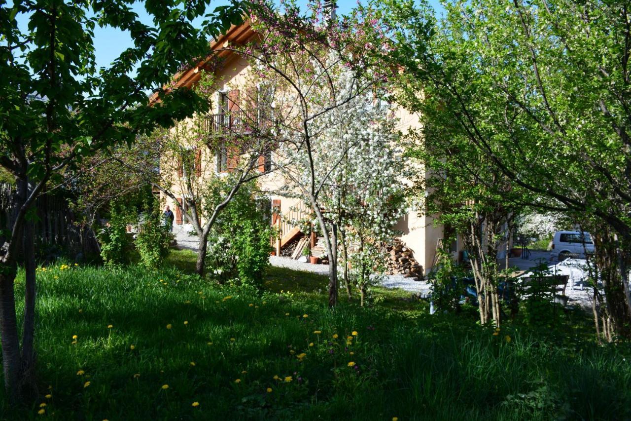 آم Gite-Auberge De Montvilliers المظهر الخارجي الصورة