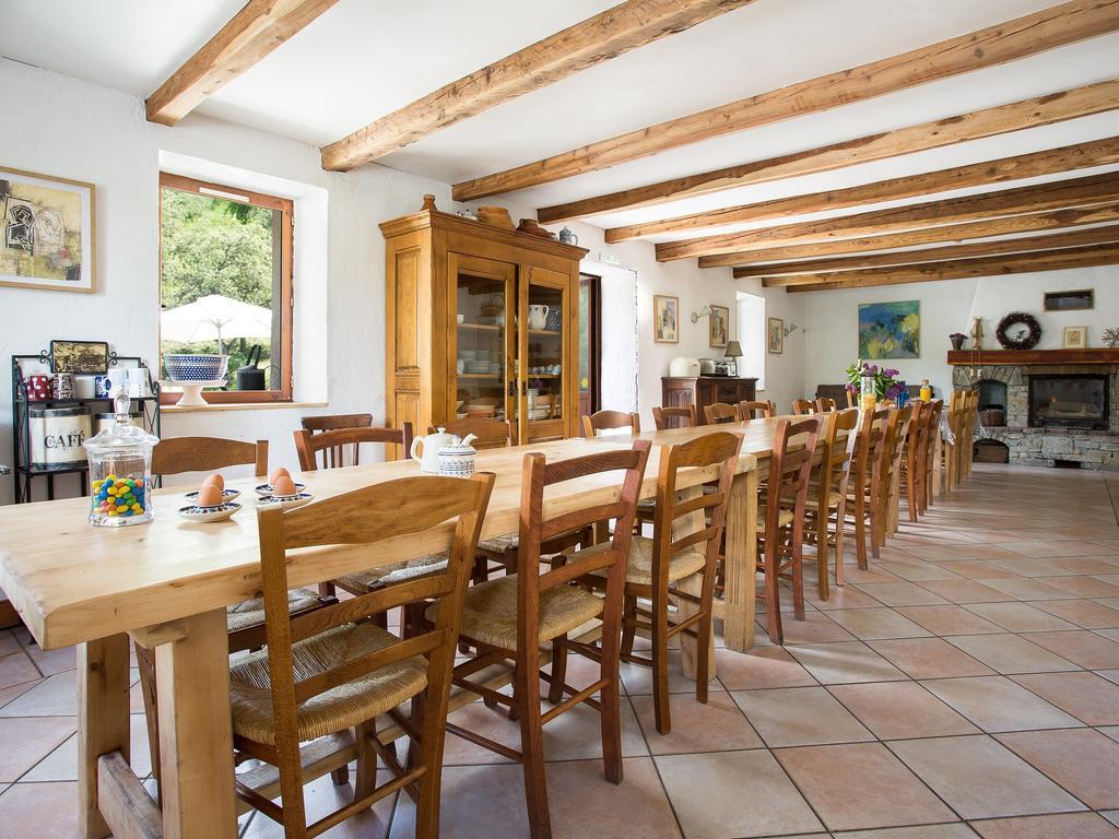 آم Gite-Auberge De Montvilliers المظهر الخارجي الصورة